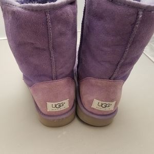 Ladies so 8 new never worn lilac purple UGG boots